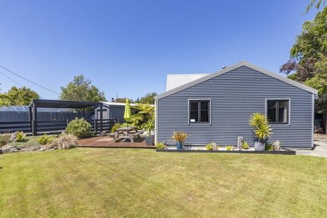 Photo of property in 5 Penfold Square, Leithfield, 7481