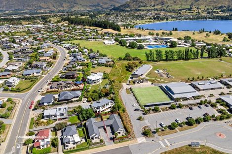 Photo of property in 3a Ironside Drive, Wanaka, 9305