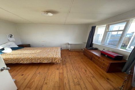 Photo of property in 15 Acourt Street, Hawera, 4610
