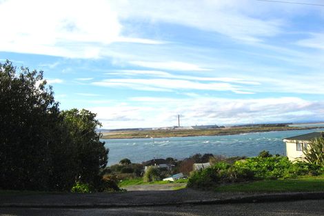 Photo of property in 9 Raymond Street, Bluff, 9814