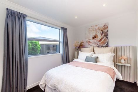 Photo of property in 1b Winara Avenue, Waikanae, 5036