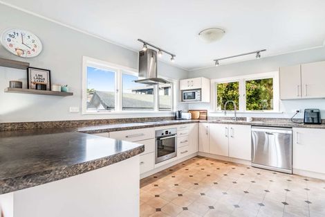 Photo of property in 37 Elliott Crescent, Owhata, Rotorua, 3010