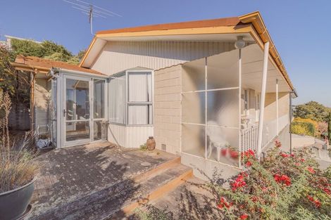 Photo of property in 7b Karitane Drive, Cashmere, Christchurch, 8022