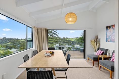 Photo of property in 3 Leigh Road, Leigh, 0985