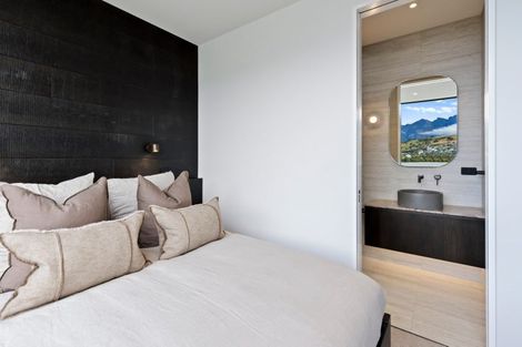 Photo of property in 257 Frankton Road, Queenstown, 9300