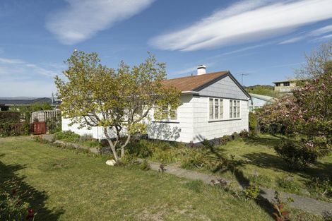 Photo of property in 64 Inniscort Street, Cromwell, 9310