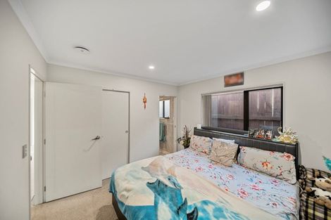 Photo of property in 116e Great South Road, Manurewa, Auckland, 2102