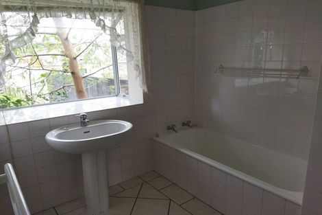 Photo of property in 279 Great North Road, Henderson, Auckland, 0612