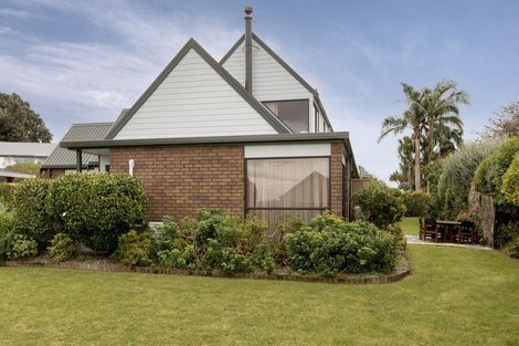 Photo of property in 34 Coppelia Avenue, Omokoroa, 3114