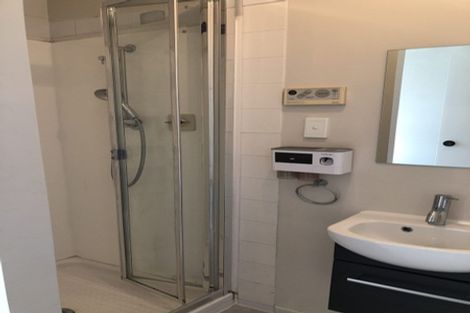Photo of property in 61 Luton Avenue, Sunnyhills, Auckland, 2010