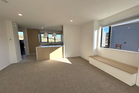 Photo of property in 81 Holystone Road, Whitby, 5024