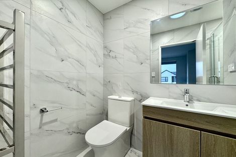Photo of property in 18 Paapaakiri Loop, Takanini, 2112