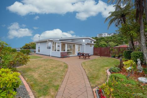 Photo of property in 44 Dowse Drive, Maungaraki, Lower Hutt, 5010
