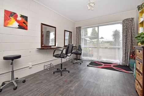 Photo of property in 2/90 Rosier Road, Glen Eden, Auckland, 0602