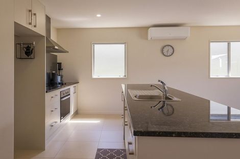 Photo of property in 11 Pipipi Crescent, Takanini, 2112