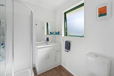 Photo of property in 65 Aston Road, Waikanae, 5391