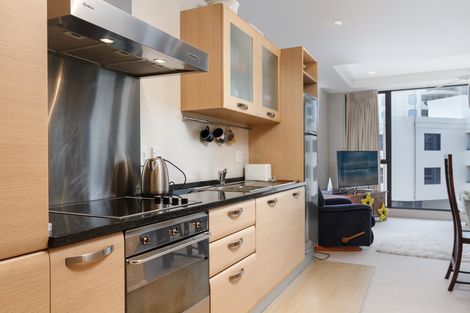 Photo of property in 16 Adams Avenue, Mount Maunganui, 3116