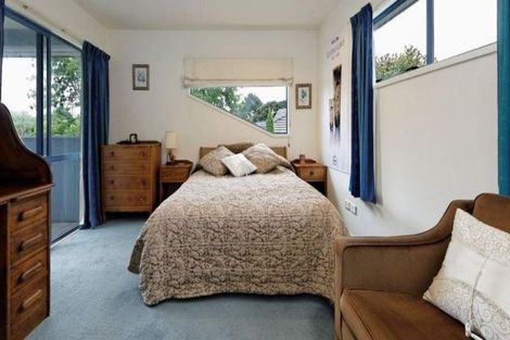 Photo of property in 35 Chamari Close, Titirangi, Auckland, 0604