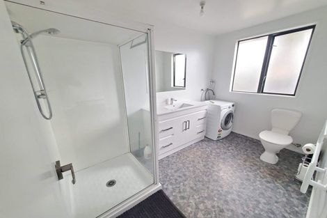 Photo of property in 5a Kawaka Street, Riccarton, Christchurch, 8041