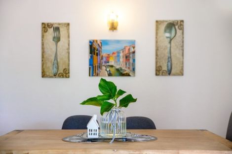 Photo of property in 39 Lastel Place, Shelly Park, Auckland, 2014