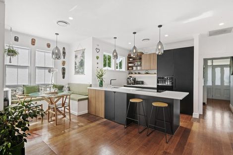 Photo of property in 2/6 Georgia Terrace, Albany, Auckland, 0632