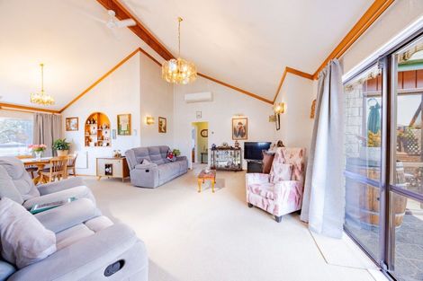 Photo of property in 15a Holyrood Terrace, Waipukurau, 4200