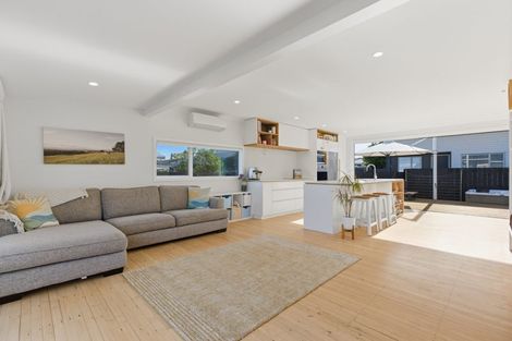 Photo of property in 8a Hawea Street, Mount Maunganui, 3116