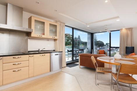 Photo of property in 16 Adams Avenue, Mount Maunganui, 3116