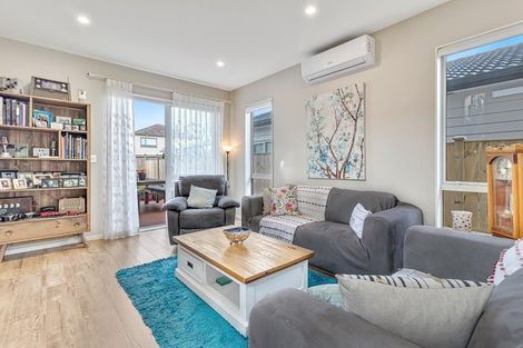 Photo of property in 27 Lusitano Drive, Karaka, Papakura, 2113