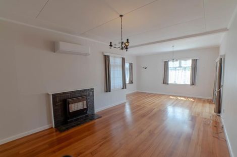 Photo of property in 859 Main Street, Roslyn, Palmerston North, 4414