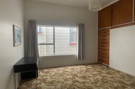 Photo of property in 19 Myrtle Crescent, Mount Cook, Wellington, 6021