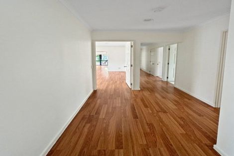 Photo of property in 20a Heyington Way, East Tamaki Heights, Auckland, 2016
