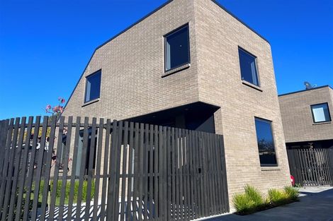 Photo of property in 2/20 Dickens Street, Addington, Christchurch, 8024