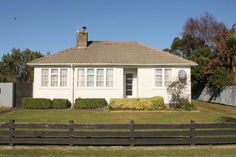 Photo of property in 28 Bright Street, Westport, 7825