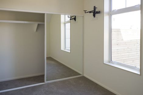 Photo of property in Pirie Street Townhouses, 35u5 Pirie Street, Mount Victoria, Wellington, 6011