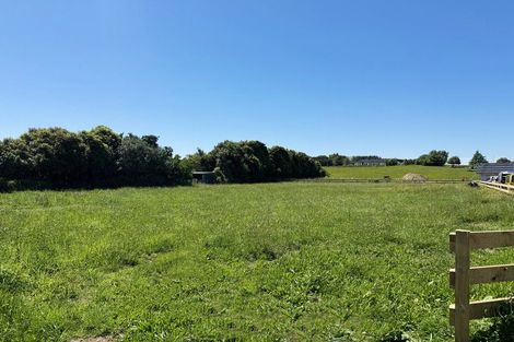 Photo of property in 121a Muhunoa Road East, Ohau, 5570