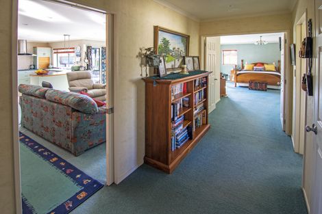 Photo of property in 1 Francis Lane, Masterton, 5810