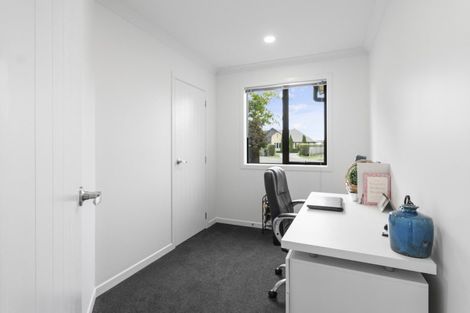 Photo of property in 15 Honiss Place, Cambridge, 3434