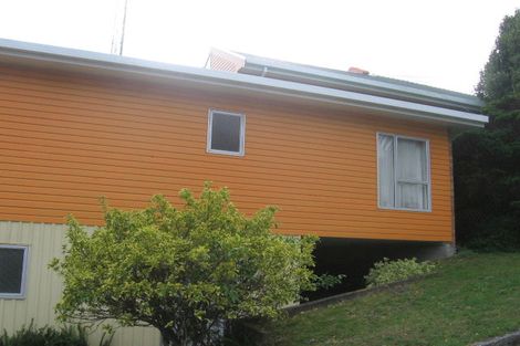 Photo of property in 2 Cherry Grove, Strathmore Park, Wellington, 6022