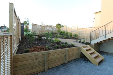 Photo of property in 5e Melia Place, Stanmore Bay, Whangaparaoa, 0932