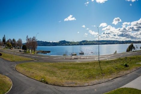 Photo of property in 336 Lake Terrace, Two Mile Bay, Taupo, 3330