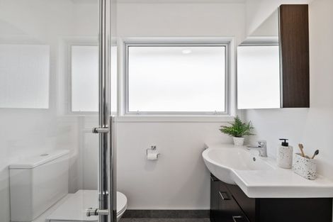 Photo of property in 408 Main North Road, Redwood, Christchurch, 8051