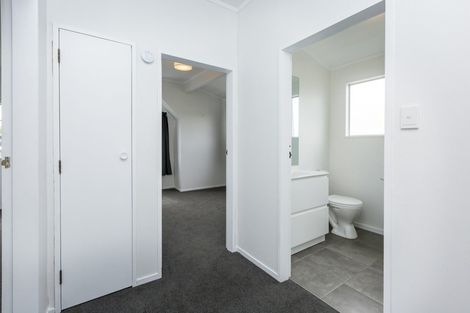 Photo of property in 11f5- John Street, Trentham, Upper Hutt, 5018