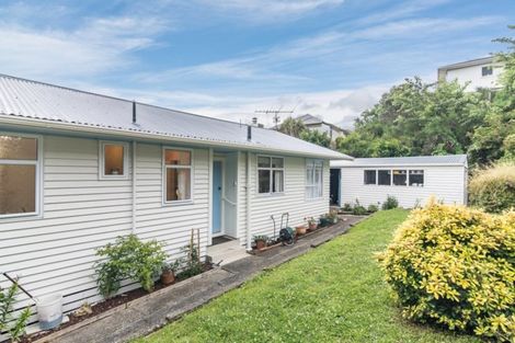 Photo of property in 8 Cunliffe Street, Johnsonville, Wellington, 6037