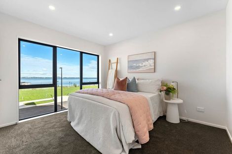 Photo of property in 65 Picnic Point Road, Hobsonville, 0616