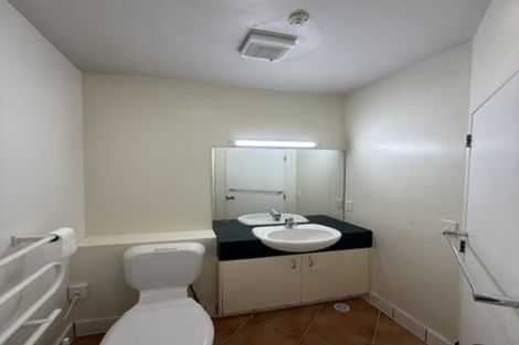 Photo of property in Terrace Tower Apartments, 126 The Terrace, Wellington Central, Wellington, 6011