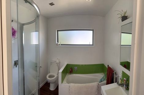 Photo of property in 3/27 Stanley Road, Glenfield, Auckland, 0629