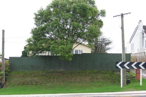Photo of property in 19 Glendale Road, Glen Eden, Auckland, 0602