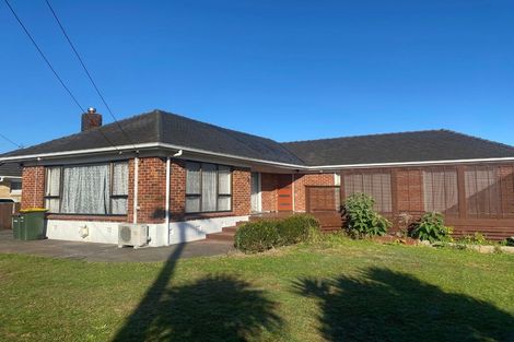 Photo of property in 28 Grove Road, Papakura, 2110
