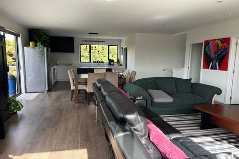 Photo of property in 5 Libertia Lane, Orewa, 0931